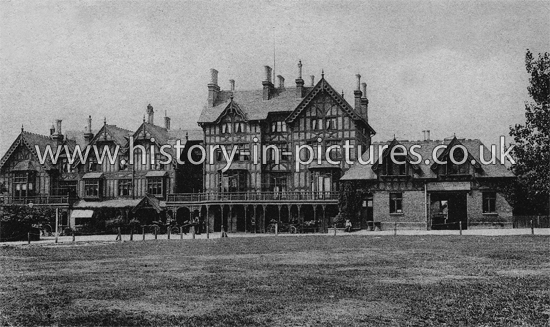 The Old Royal Forest Hotel, Chingford, London. c.1919